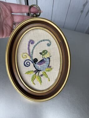 Vintage Crewel Embroidery Bird Framed Oval Art Picture Decor
